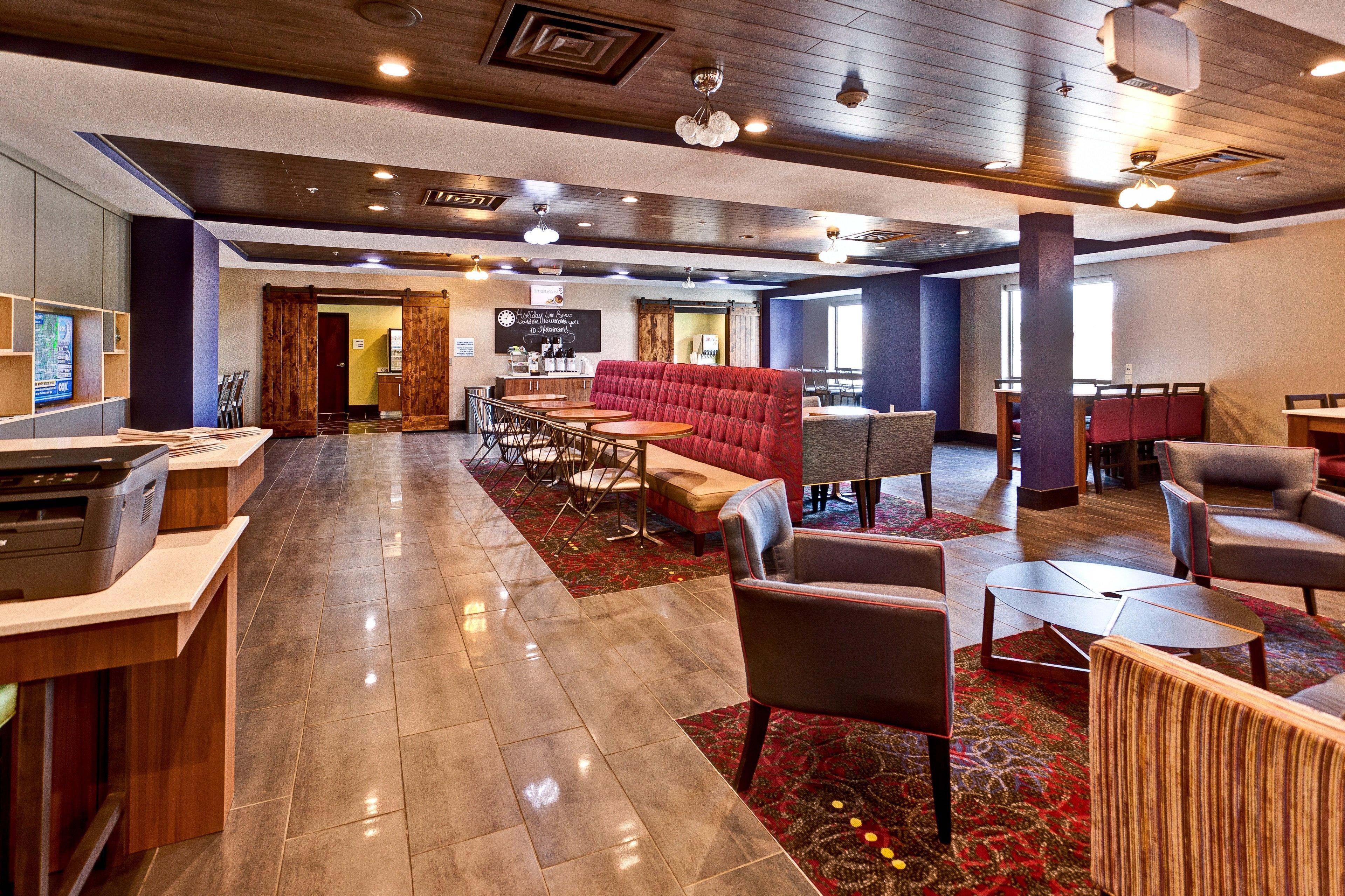 Holiday Inn Express Hutchison By Ihg Hutchinson Exteriör bild