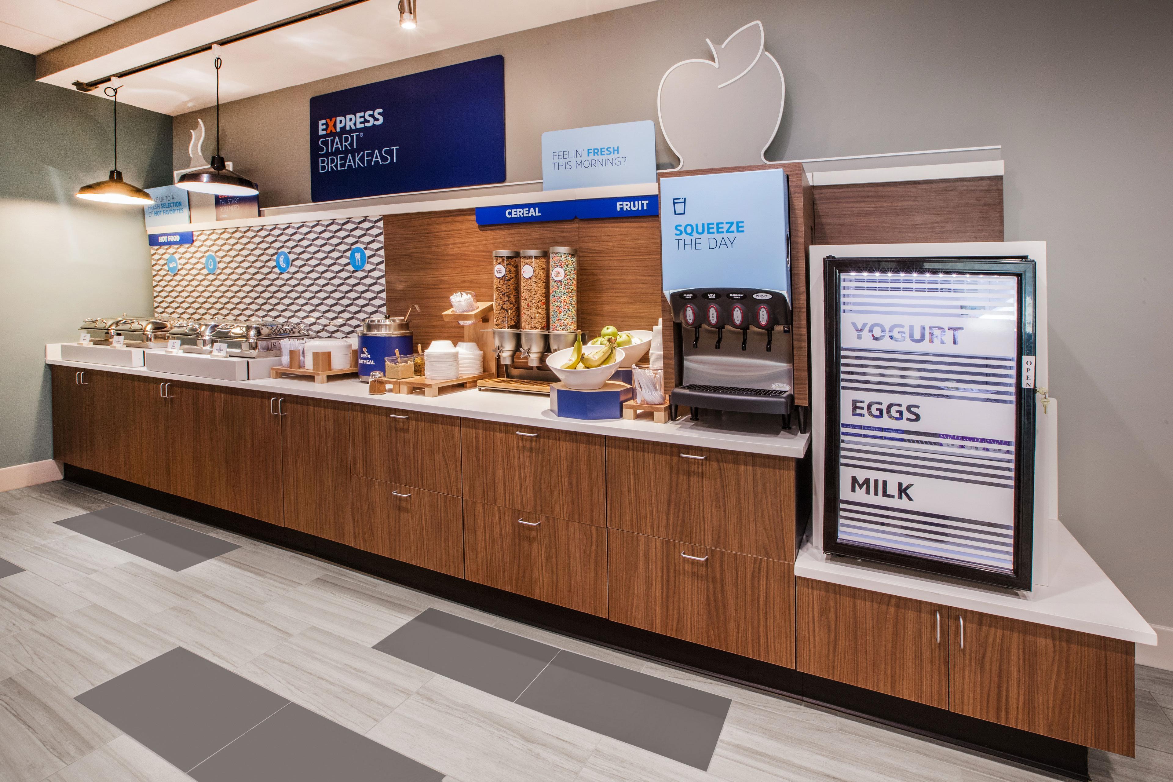 Holiday Inn Express Hutchison By Ihg Hutchinson Exteriör bild