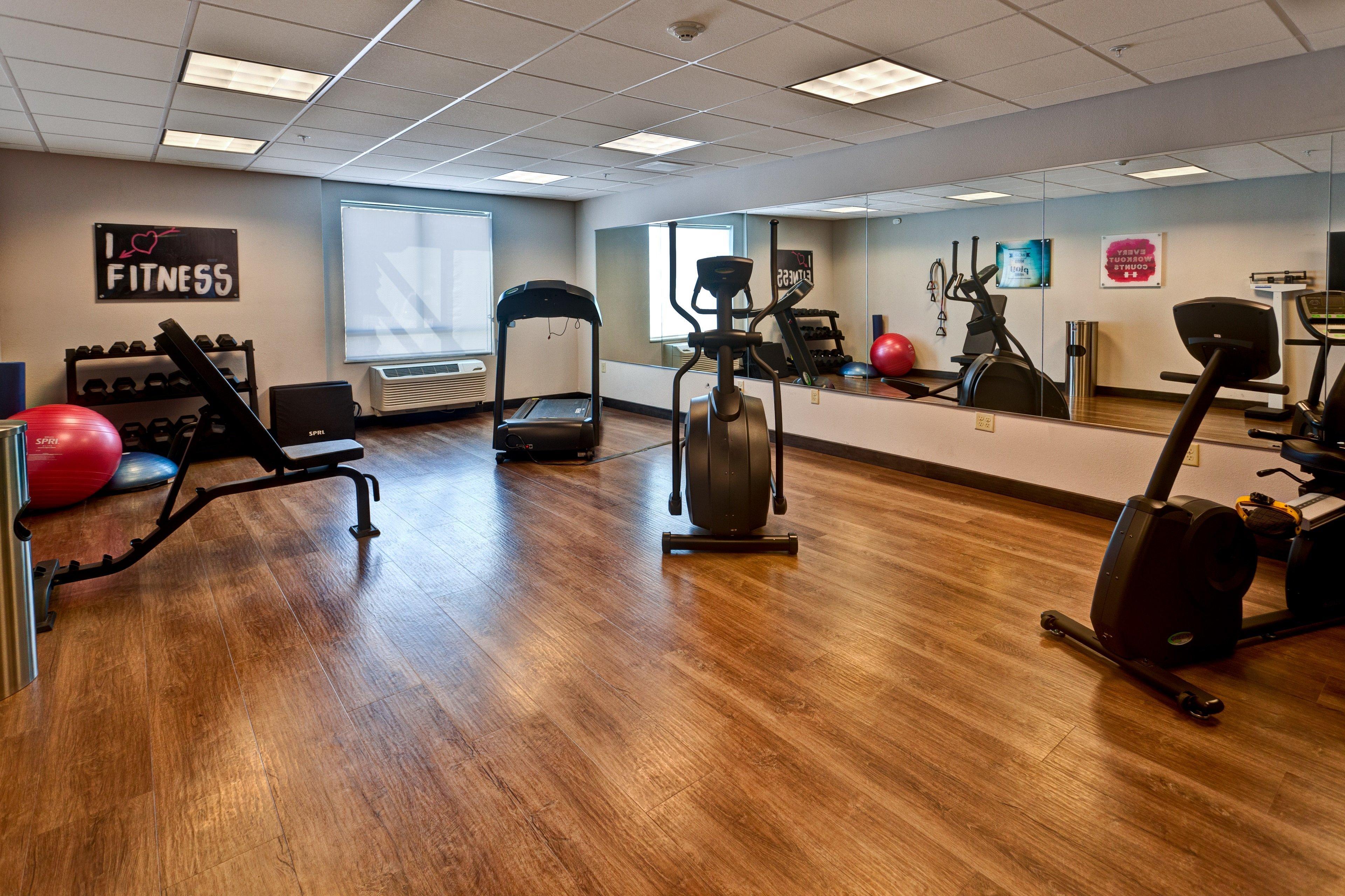 Holiday Inn Express Hutchison By Ihg Hutchinson Exteriör bild