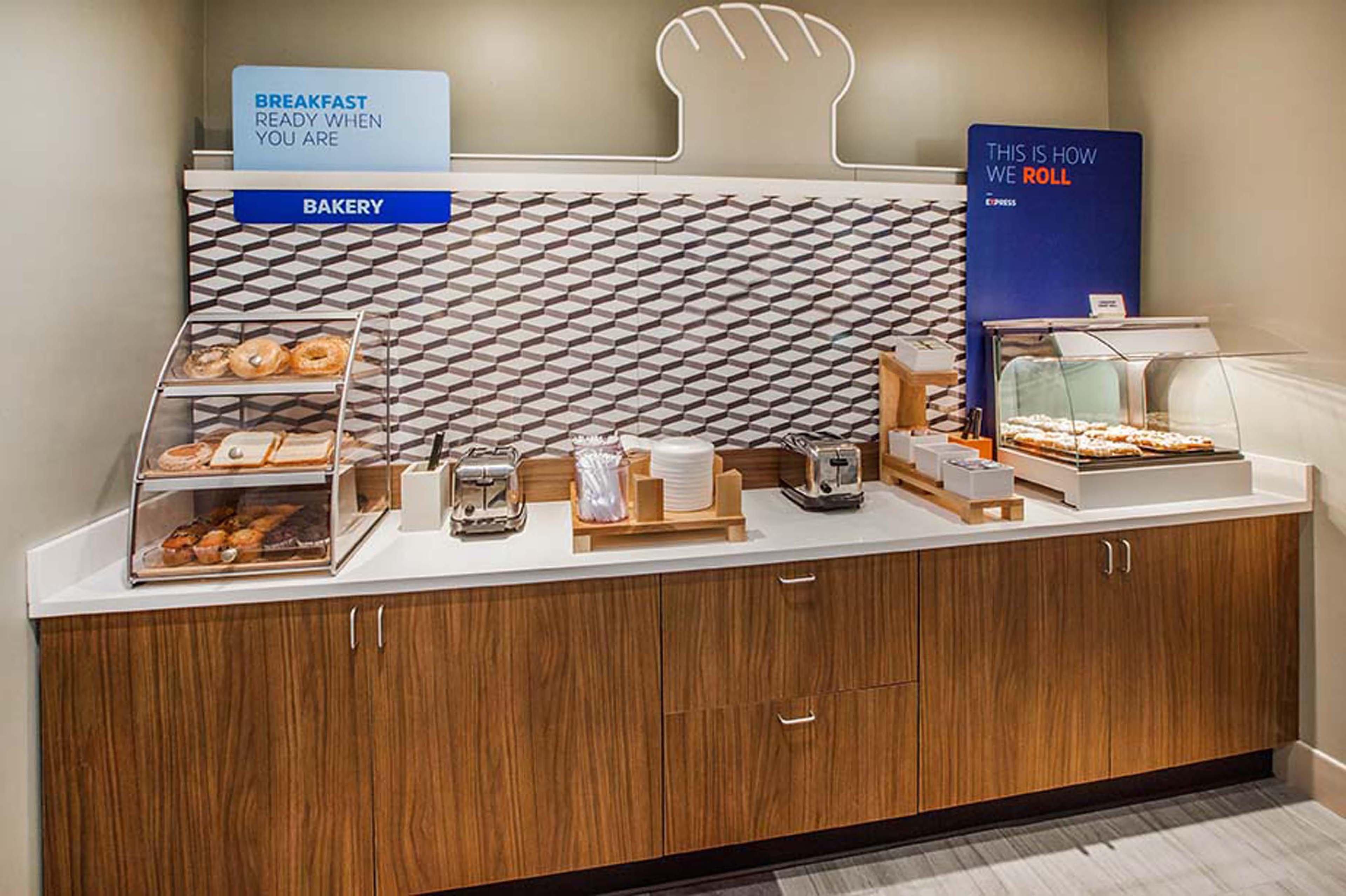 Holiday Inn Express Hutchison By Ihg Hutchinson Exteriör bild